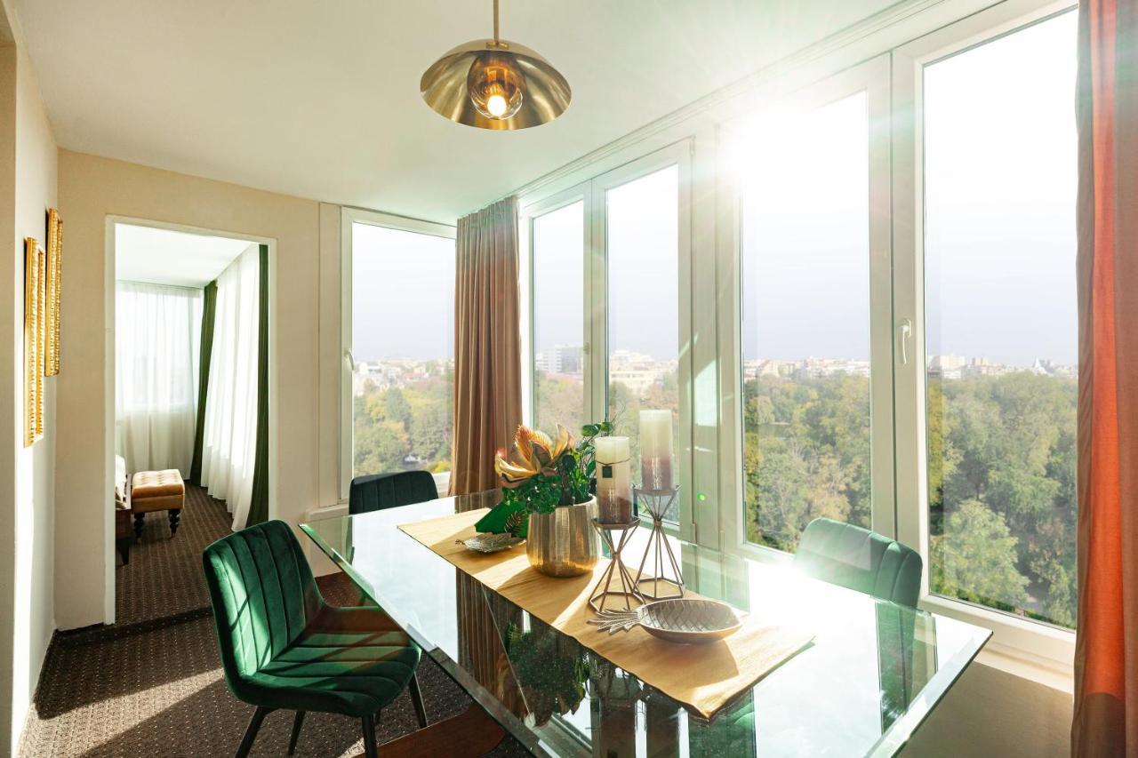 Apartmán Qult - The Renaissance Affair Bukurešť Exteriér fotografie