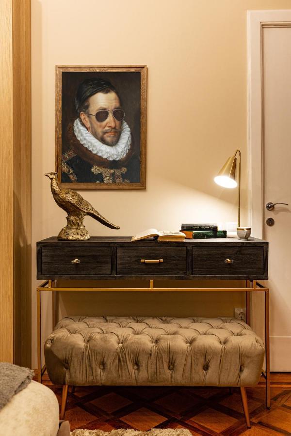 Apartmán Qult - The Renaissance Affair Bukurešť Exteriér fotografie